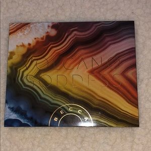Becca Volcano Goddess Palette